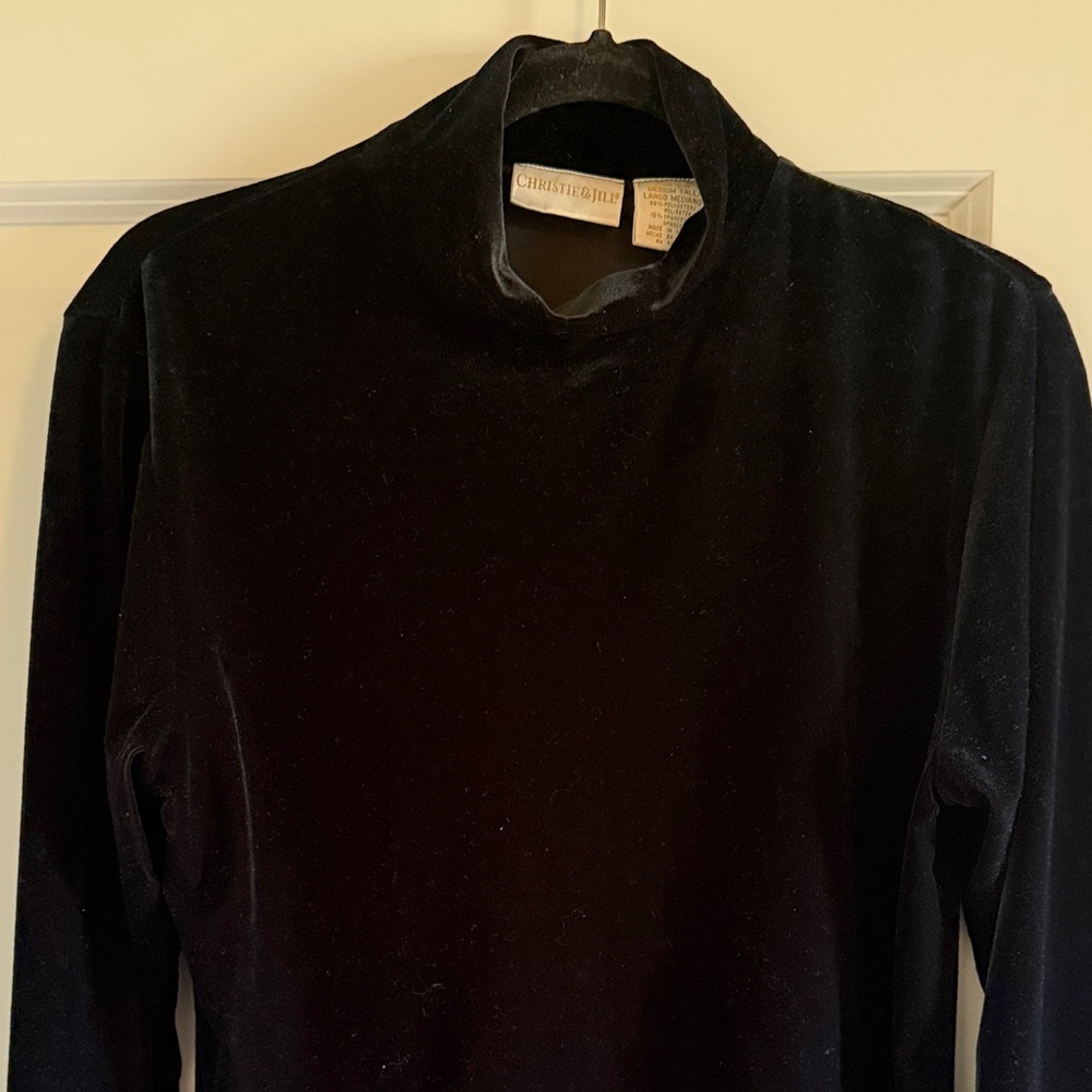 Vintage Christie & Jill Black Velvet Turtleneck Top Size Medium Tall - Picture 3 of 6